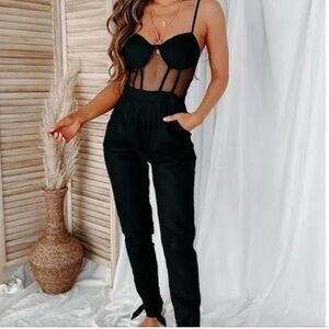 Kaylee Kollection New Without Tags Pink Padded‎ Mesh Tie Ankle Jumpsuit. Size M